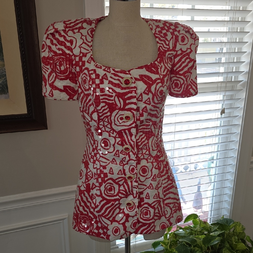Stylish Red and White Patterned Blouse